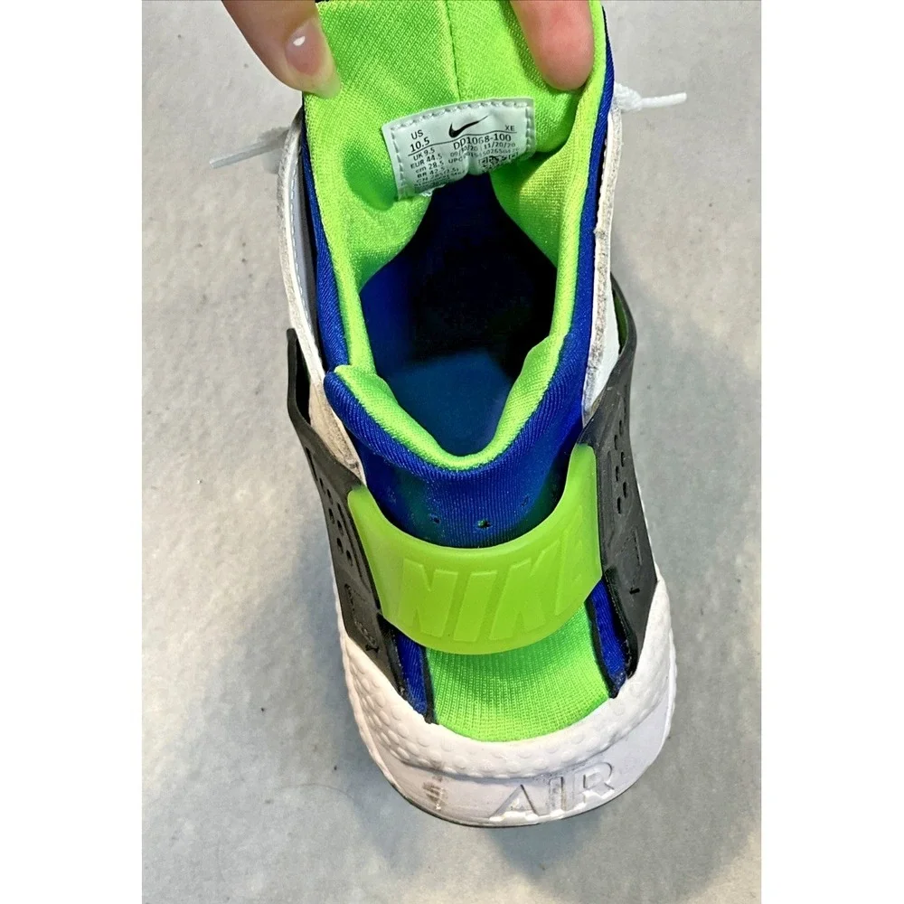Nike Air Huarache 2021 Scream Green. Low Top. Size 10.5 (DD1068-100)